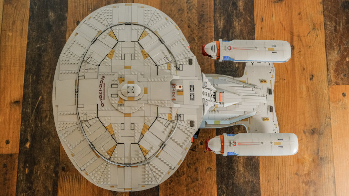 Lego USS Enterprise NCC-1701-D 10356 (Bild: Oliver Nickel/Golem.de)
