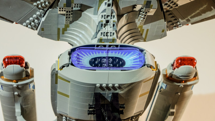 Lego USS Enterprise NCC-1701-D 10356 (Bild: Oliver Nickel/Golem.de)