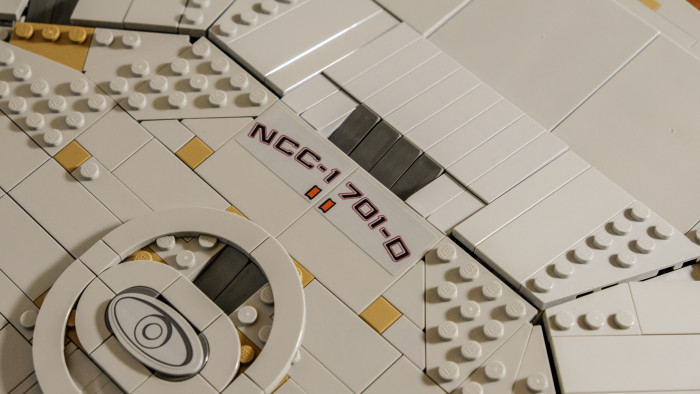 Lego USS Enterprise NCC-1701-D 10356 (Bild: Oliver Nickel/Golem.de)