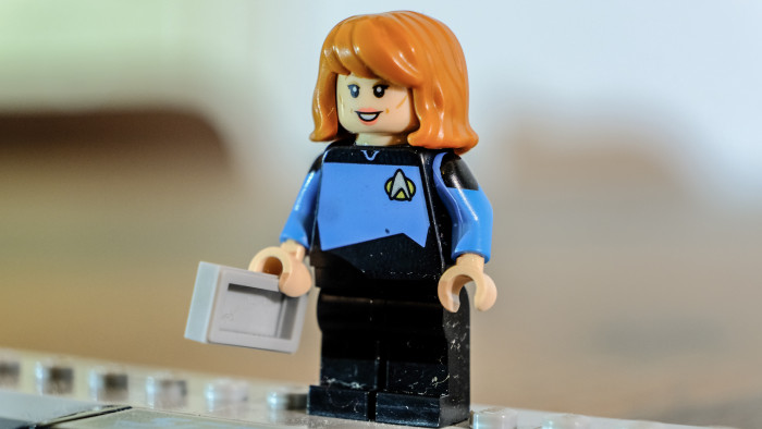 Lego USS Enterprise NCC-1701-D 10356 (Bild: Oliver Nickel/Golem.de)