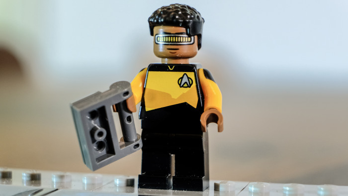 Lego USS Enterprise NCC-1701-D 10356 (Bild: Oliver Nickel/Golem.de)