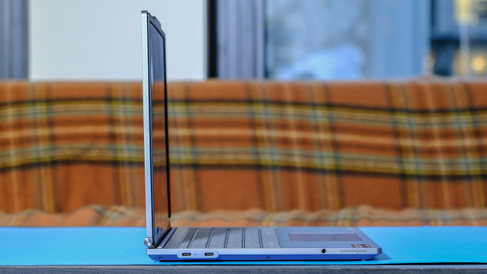 Thinkbook Gen6 Rollable (Bild: Oliver Nickel/Golem.de)