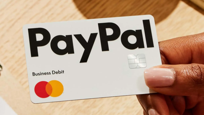 Mit der Paypal Business Debit Mastercard® werden Geschäftsausgaben direkt aus dem Paypal-Guthaben bezahlt. (Bild: Paypal)
