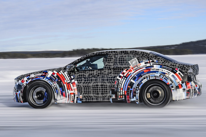 Die Sportlimousine wird von vier Elektromotoren angetrieben. (Foto: BMW)