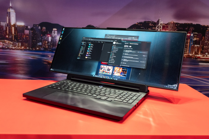 Das Legion Pro Rollable ist ein Gaming-Notebook, dessen Bildschirm sich seitlich ausfahren lässt. (Bild: Martin Wolf/Golem)