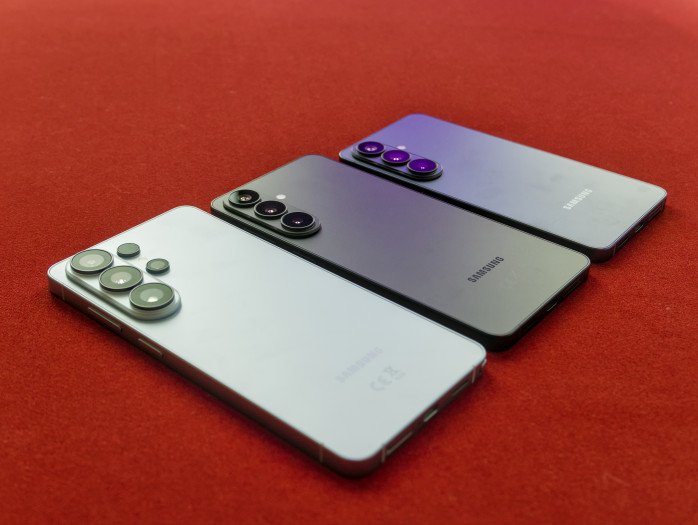 Beim Design hat Samsung die Kameramodule an das des Galaxy Z Fold 7 angepasst. (Bild: Tobias Költzsch/Golem)