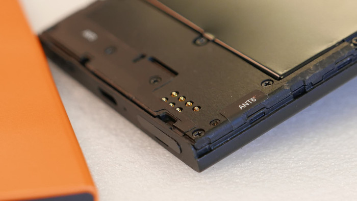 Das aktuelle Engineering Sample des Jolla Phone (Bild: Jolla)