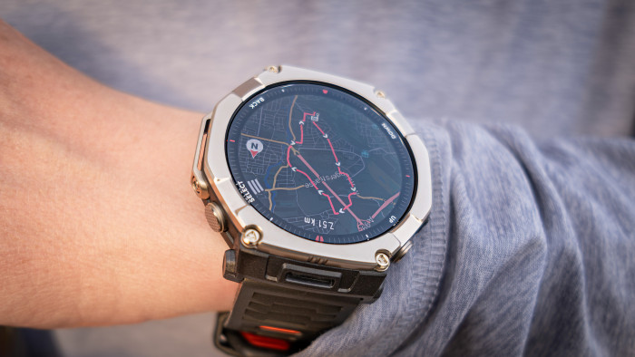 Direkt auf der Ultra 2 können wir Rundkurse errechnen lassen - was sehr gut klappt. (Bild: Steinlechner / Golem)