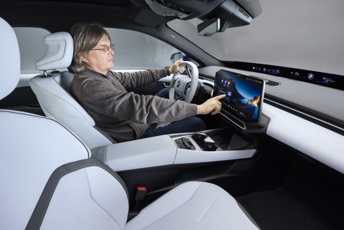 Der Innenraum des i3 unterscheidet sich nicht von demjenigen des iX3. (Foto: BMW)