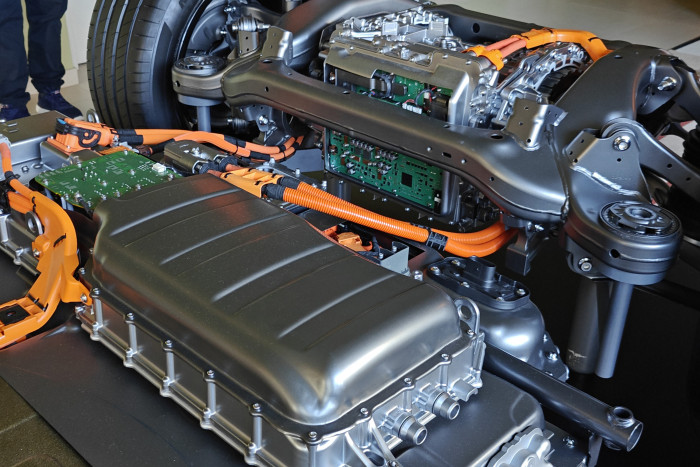 Der Inverter auf Silizium-Karbid-Basis ist das Herzstück der Motorsteuerung. (Foto: Friedhelm Greis/Golem)