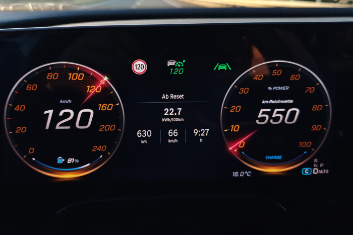 Ein Fahrzeug der Long-Range-Edition wies ebenfalls einen hohen Durchschnittsverbrauch auf. (Foto: Friedhelm Greis/Golem)