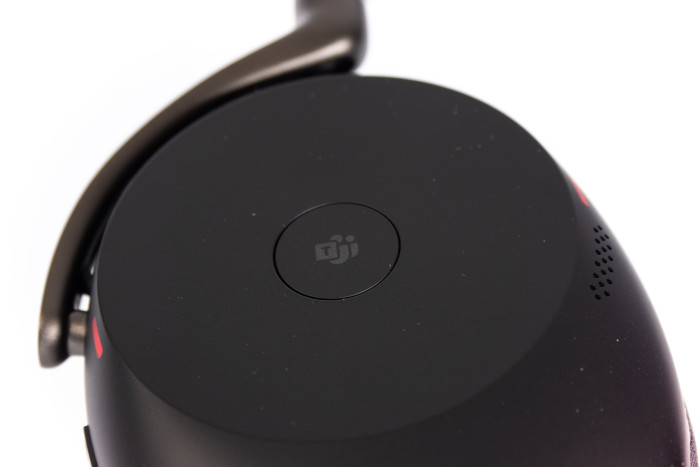 Die Teams-Taste am Evolve 3 85 dient zum Handheben in der Teams-App, aber nicht auf Smartphones. (Bild: Martin Wolf/Golem)