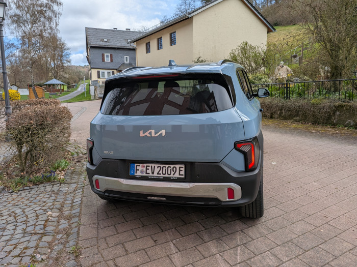 Der EV2 von hinten (Bild: Tobias Költzsch/Golem)