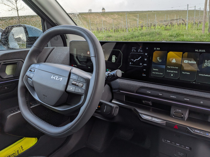 Das Cockpit des EV2 (Bild: Tobias Költzsch/Golem)
