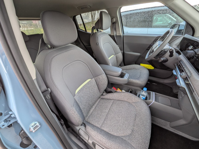 Die Vordersitze des EV2 (Bild: Tobias Költzsch/Golem)