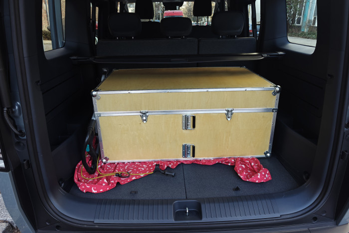 Der Abstand zwischen den Radkästen ist rund 1,2 m groß.  (Foto: Friedhelm Greis/Golem)