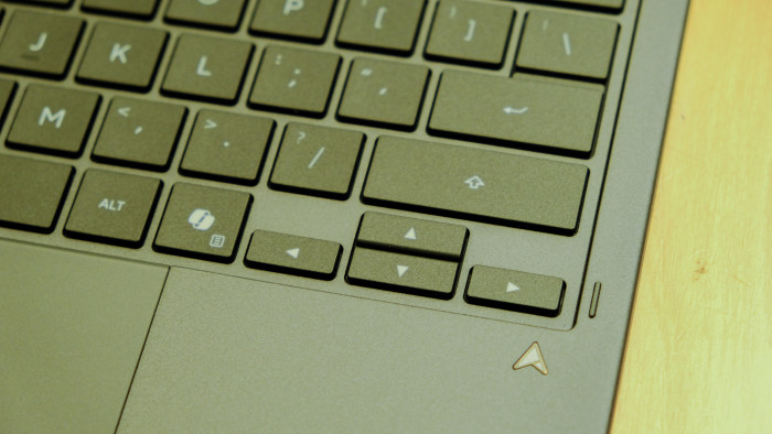 Anstecktastatur des Zenbook Duo (Bild: Oliver Nickel/Golem)