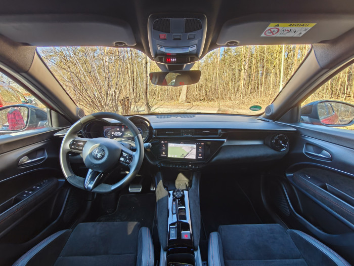 Das Cockpit des Junior Elettrica Veloce