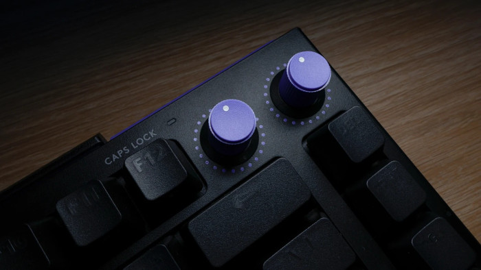 Die G512 X hat zwei konfigurierbare Drehregler. (Bild: Logitech)