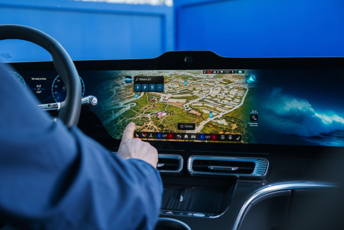 Das sogenannte Zero Layer soll die wichtigsten Funktionen direkt erreichbar machen. (Foto: Mercedes-Benz) 