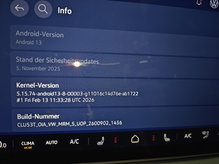 Das Infotainmentsystem basiert auf Android. (Foto: Friedhelm Greis/Golem)  