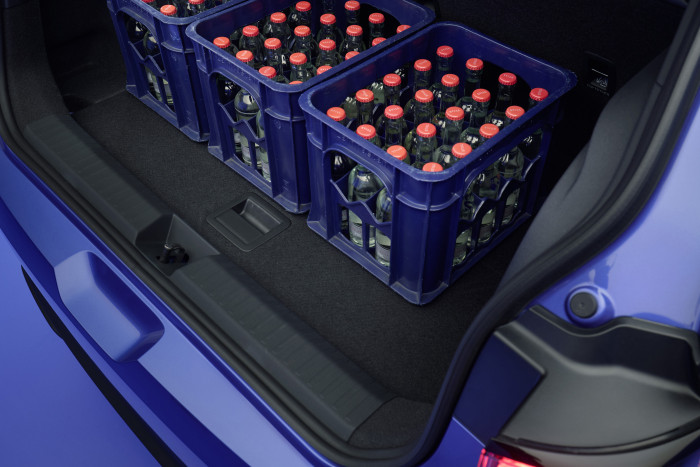 Im oberen Teil ist Platz für mehrere Getränkekisten. (Foto: VW)