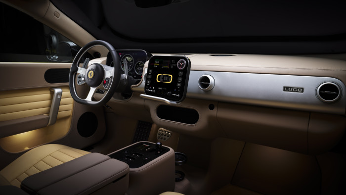 An der Gestaltung des Innenraums war der frühere Apple-Designer Jony Ive beteiligt. (Foto: Ferrari) 