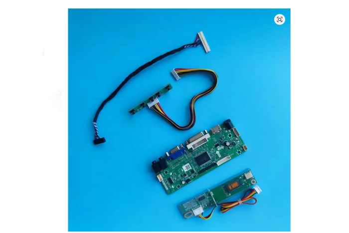 Diese Komponenten sind typischerweise in einer Bestellung enthalten. Das erforderliche 12-Volt-Netzteil gehört nicht dazu. (Aliexpress/Screenshot: Golem)