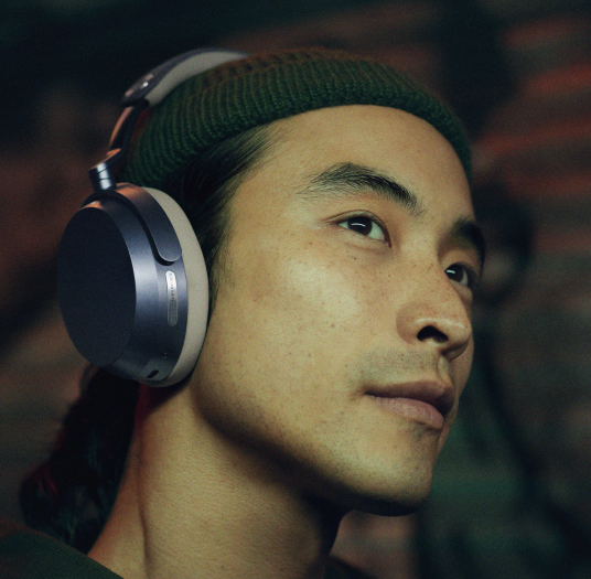 Momentum 5 Wireless (Bild: Sennheiser)