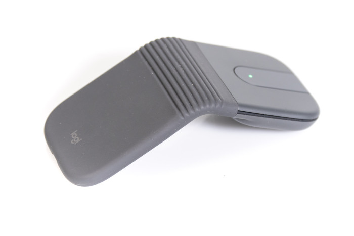 Logitechs faltbare Maus Mobi Fold im Test (Bild: Martin Wolf/Golem)