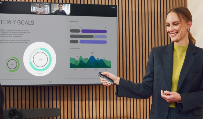 Mit der Lupenfunktion Magnify des Spotlight 2 lassen sich Inhalte einer Präsentation hervorheben. (Bild: Logitech)