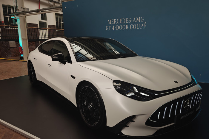Das Mercedes-AMG GT 63 4-Türer Coupé ist das erste Modell mit den AFM und kostet rund 200.000 Euro. (Foto: Friedhelm Greis/Golem) 