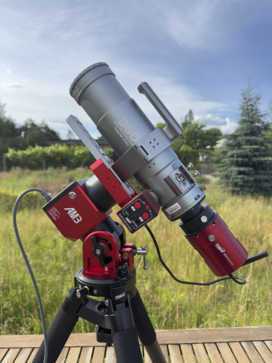 ZWO-basiertes, kabelreduziertes Astrofotografie-Setup (Bild: Mario Keller)