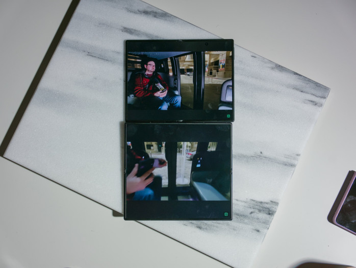 Bei Videos ist auf dem Fold 8 etwas mehr zu sehen als auf dem Fold 8 Ultra. (Bild: Tobias Költzsch/Golem)