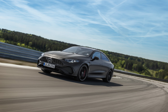 Mercedes AMG CLA 45 (Bild: Mercedes AMG)
