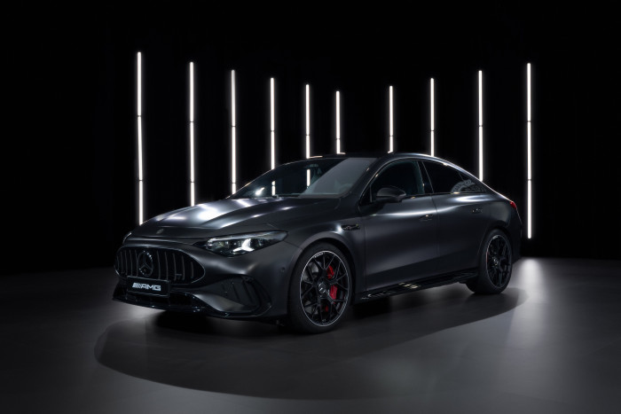Mercedes AMG CLA 45 (Bild: Mercedes AMG)