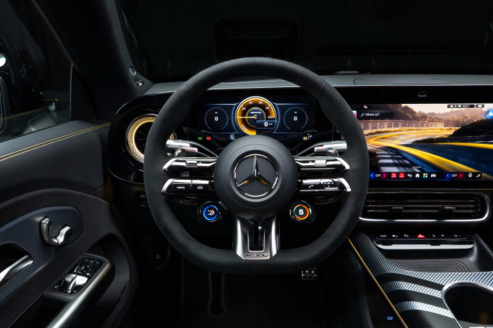 Mercedes AMG CLA 45 (Bild: Mercedes AMG)