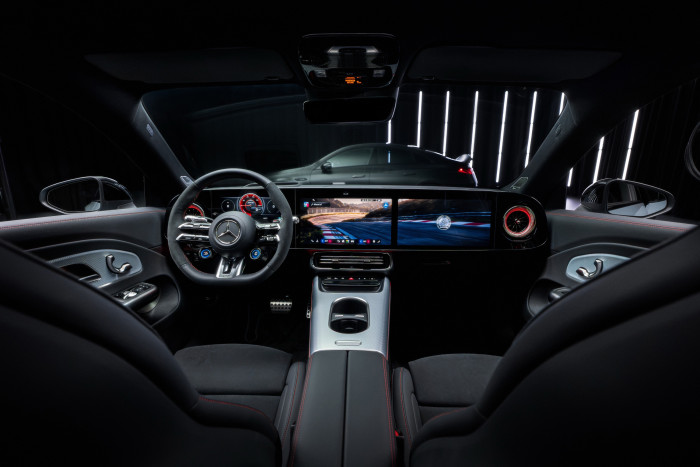 Mercedes AMG CLA 45 (Bild: Mercedes AMG)