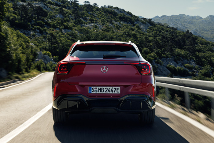 Der GLA ist 4,57 m lang, 1,87 m breit und 1,6 m hoch. (Foto: Mercedes-Benz)