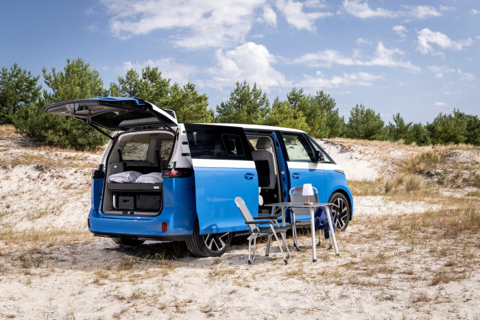 Der ID.California Cruise ist die erste Camperversion des vollelektrischen ID.Buzz. (Foto: VW)