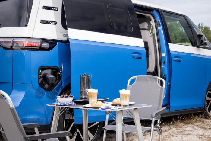 An der Ladesteckdose lassen sich externe Verbraucher anschließen. (Foto: VW) 