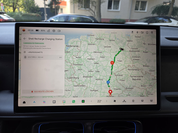 Zu den Ladestationen gibt es Live-Daten. (Bild: Tobias Költzsch/Golem)