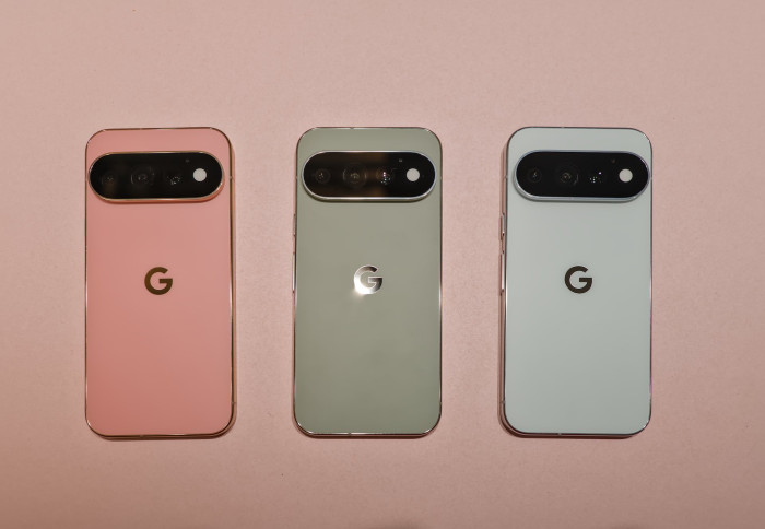 Das Pixel 11 Pro (Bild: Tobias Költzsch/Golem)