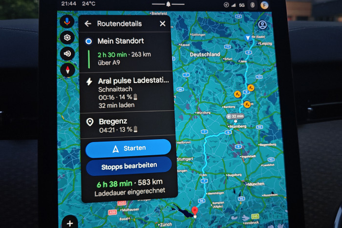 Die Routenplanung erfolgt blitzschnell und ist sehr präzise. (Foto: Friedhelm Greis/Golem) 