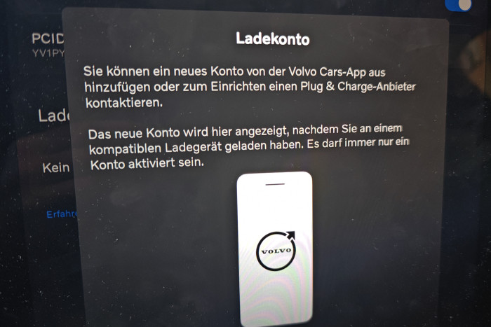 Beim EX90 lässt sich nur eine einzige Ladekarte für Plug & Charge hinterlegen. (Foto: Friedhelm Greis/Golem) 