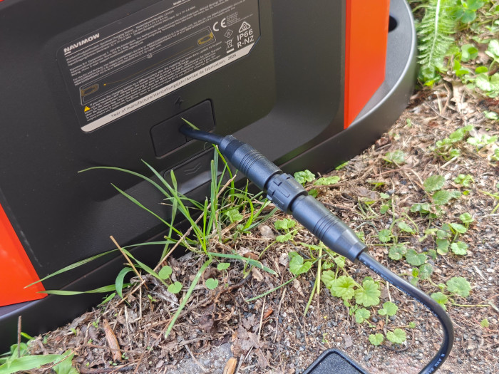 Navimow i210 Lidar Pro im Close up (Bild: Martin Wolf/Golem)