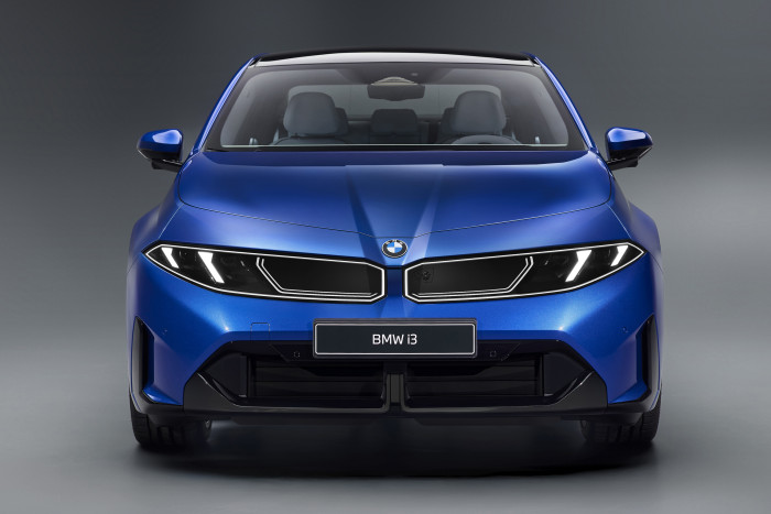 BMW verzichtet auf eine physische Niere an der Fahrzeugfront. (Foto: BMW)
