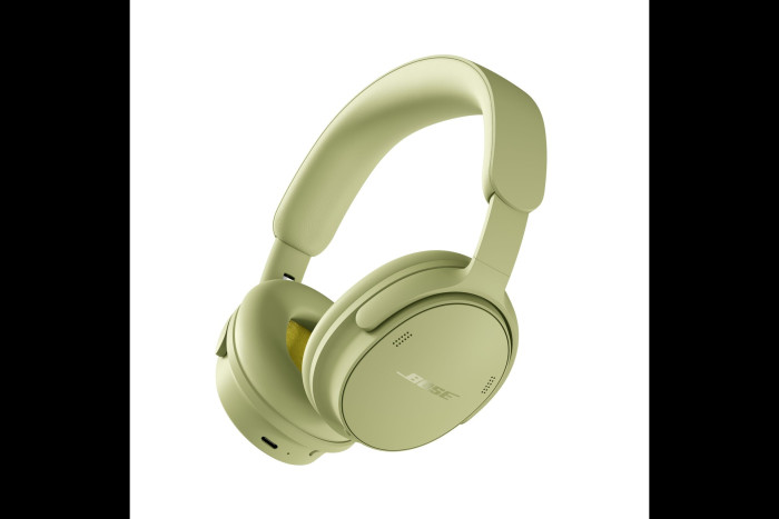 In dieser Farbe gibt es den Quiet Comfort Kopfhörer 2 auch. (Bild: Bose)
