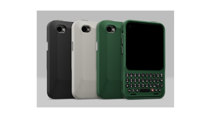 Das Smartphone Communicator hat eine echte Tastatur. (Bild: Clicks)