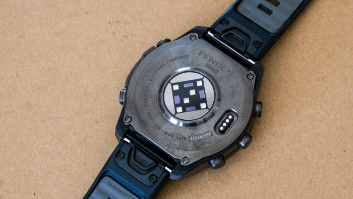 Der Sensor der Fenix 9 Pro ist der gleiche wie beim Vorgänger.  (Bild: Steinlechner/Golem)